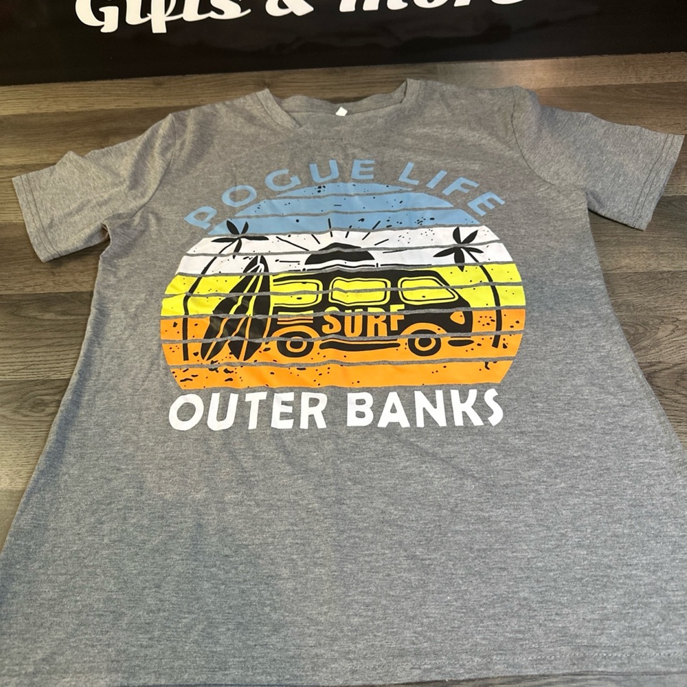 Gray Surf Graphic Tee outer banks